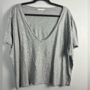 Good American Grey slouchy v-neck size 5 / 2X 100% cotton